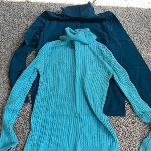 Talbots Teal and Navy Turtleneck Sweater Set Size Small Form Fitting Comfortable